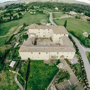 la-senesina.it-tuscanyhotel.com/